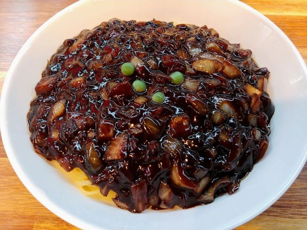 짜장면 짬뽕 기원, 한 그릇에 담긴 100년의 역사