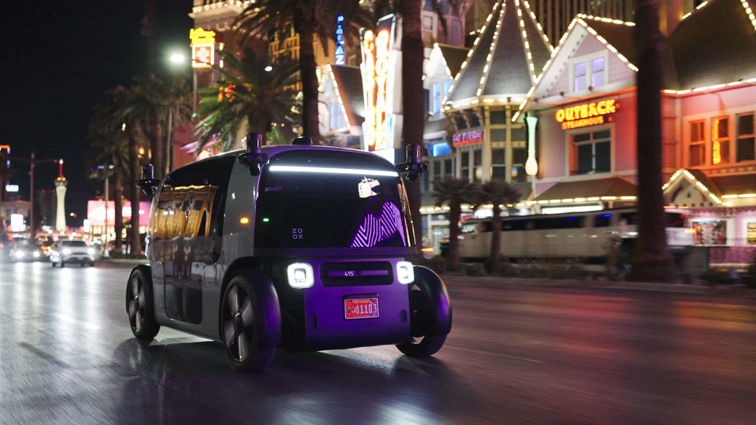 Amazon&rsquo;s Zoox purpose-built autonomous robotaxi driving at night